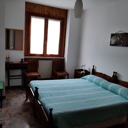 Bilocale A Piazza Brembana Apartment Екстериор снимка