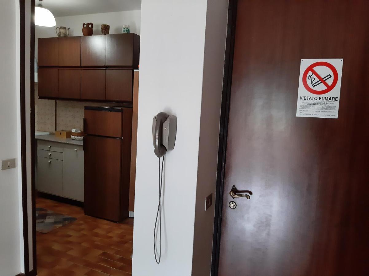 Bilocale A Piazza Brembana Apartment Екстериор снимка