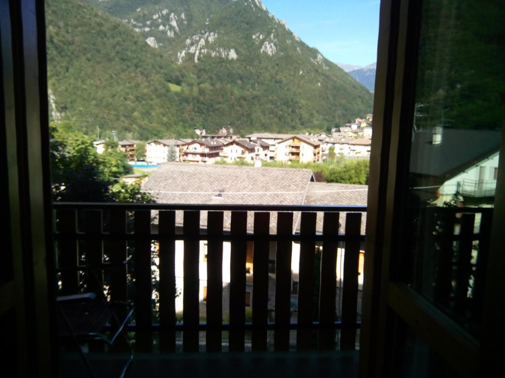 Bilocale A Piazza Brembana Apartment Екстериор снимка