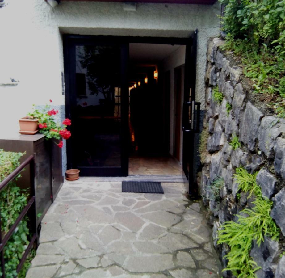 Bilocale A Piazza Brembana Apartment Екстериор снимка